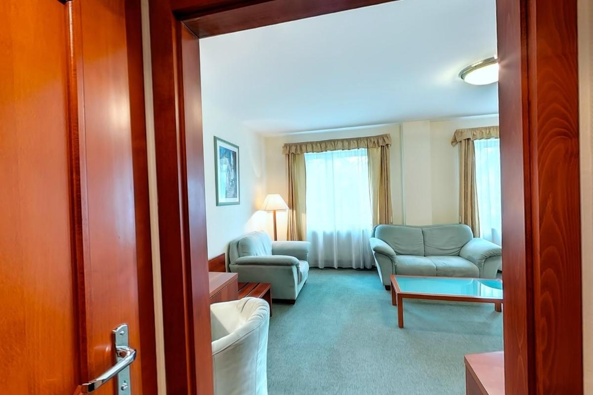 Klub Hotel Dunaújváros Pokój zdjęcie