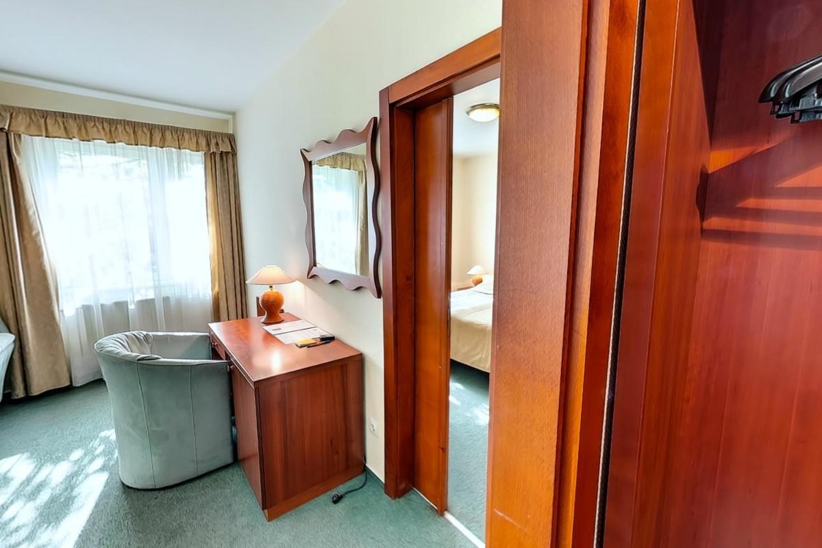 Klub Hotel Dunaújváros Pokój zdjęcie
