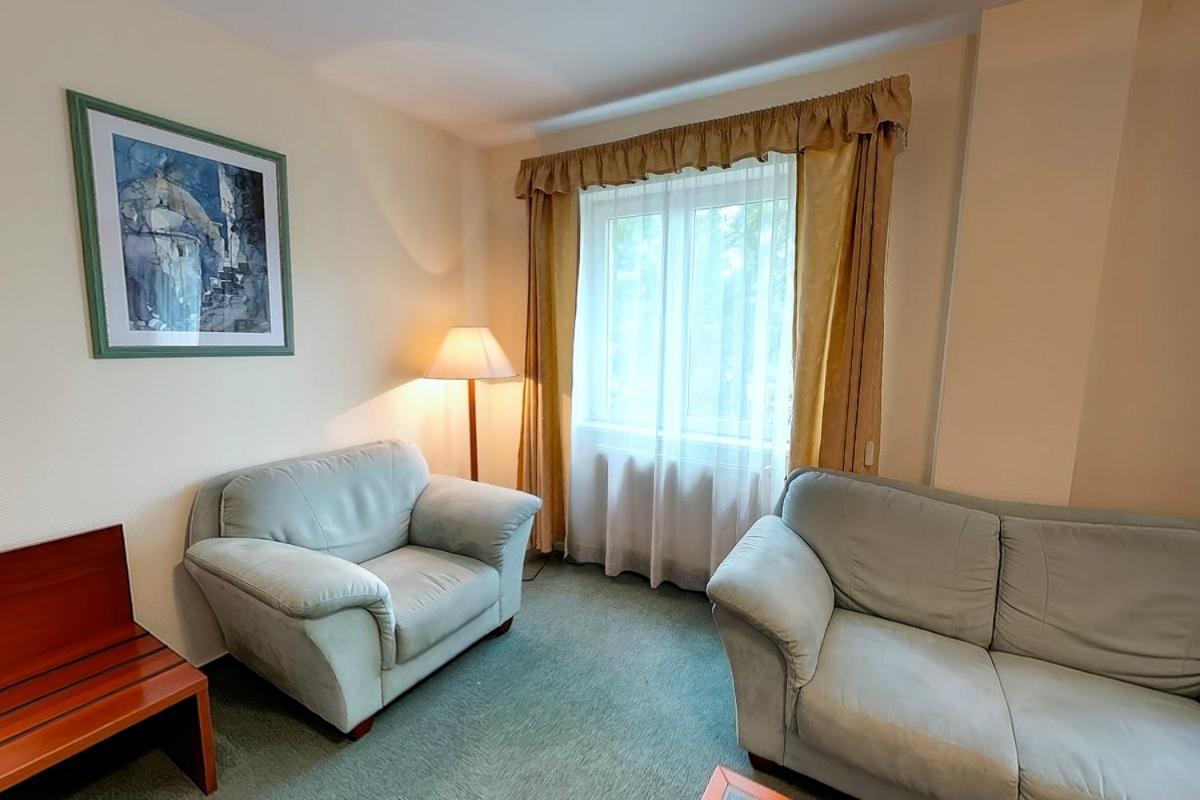 Klub Hotel Dunaújváros Pokój zdjęcie