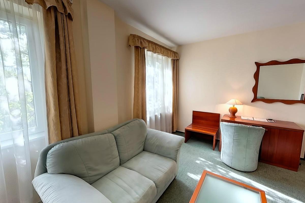 Klub Hotel Dunaújváros Pokój zdjęcie
